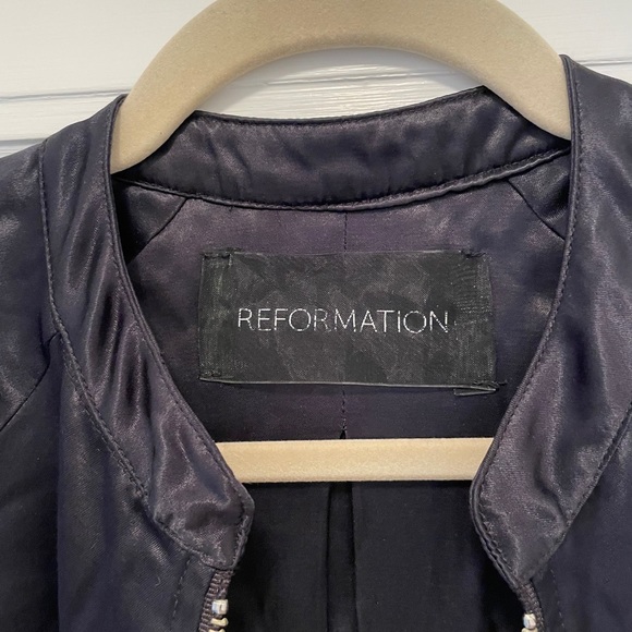 Reformation Boom 💥 silk bomber jacket XS/S - Picture 3 of 7